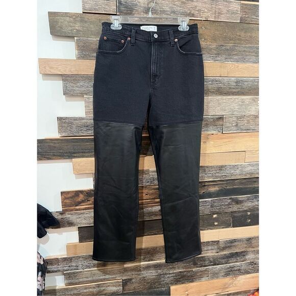 Abercrombie & Fitch NWT 90s Straight High Rise Jeans Faux Leather sz 29 / 8S - Picture 2 of 9
